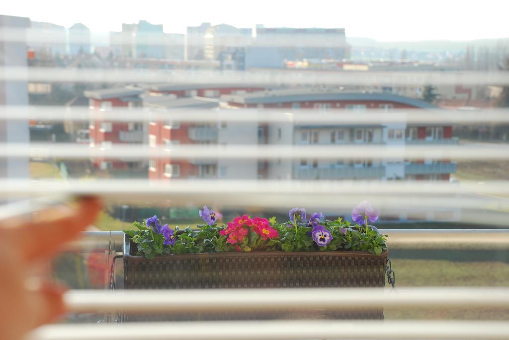 A Nice Place To Stay Apartments Praga Zewnętrze zdjęcie